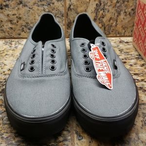 Van's Authentic